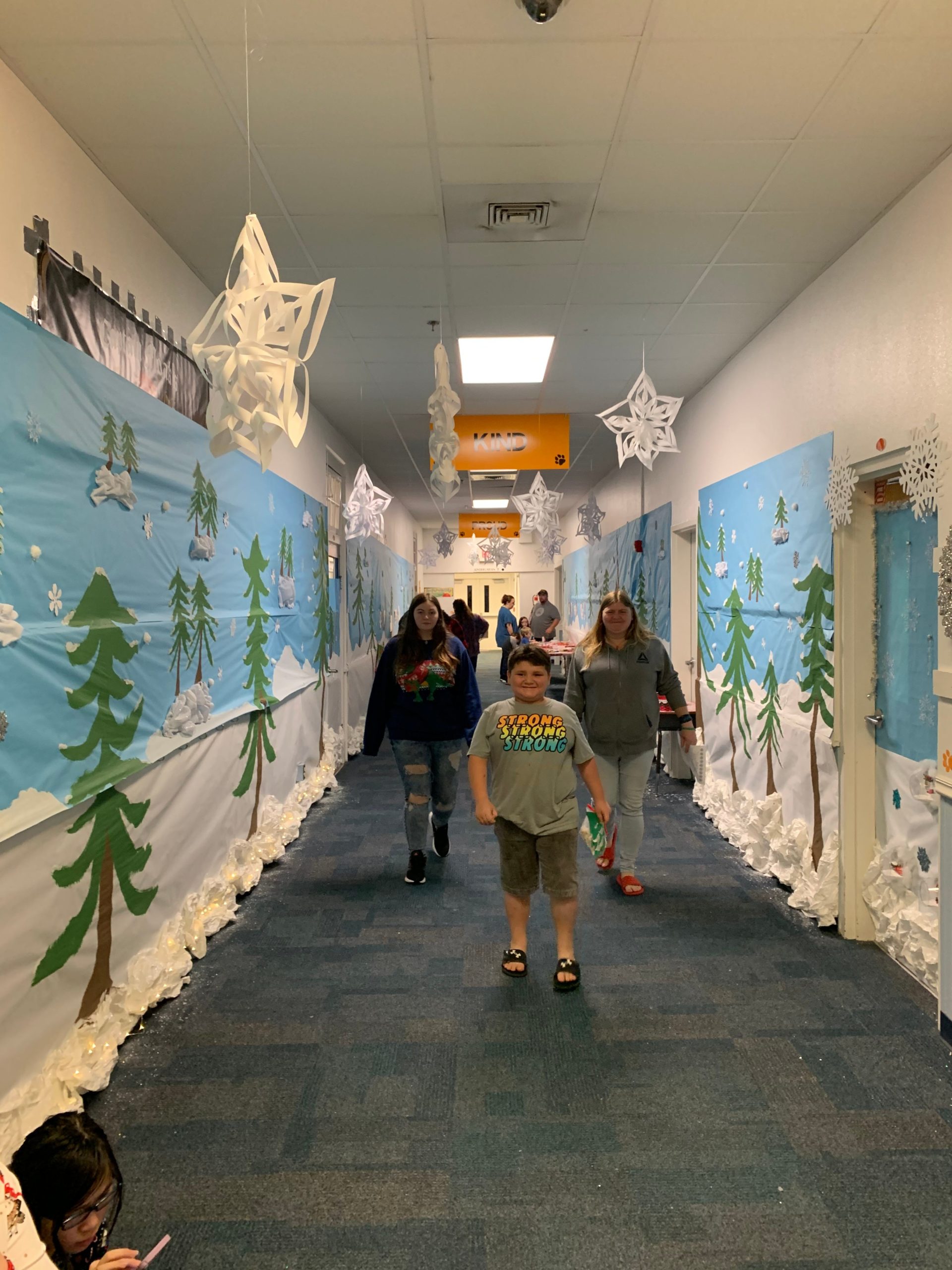 Bagdad Elementary School held a family literacy night Dec. 14. More than 400 parents and students turned out for this event that incorporated literacy and math activities for parents and students.