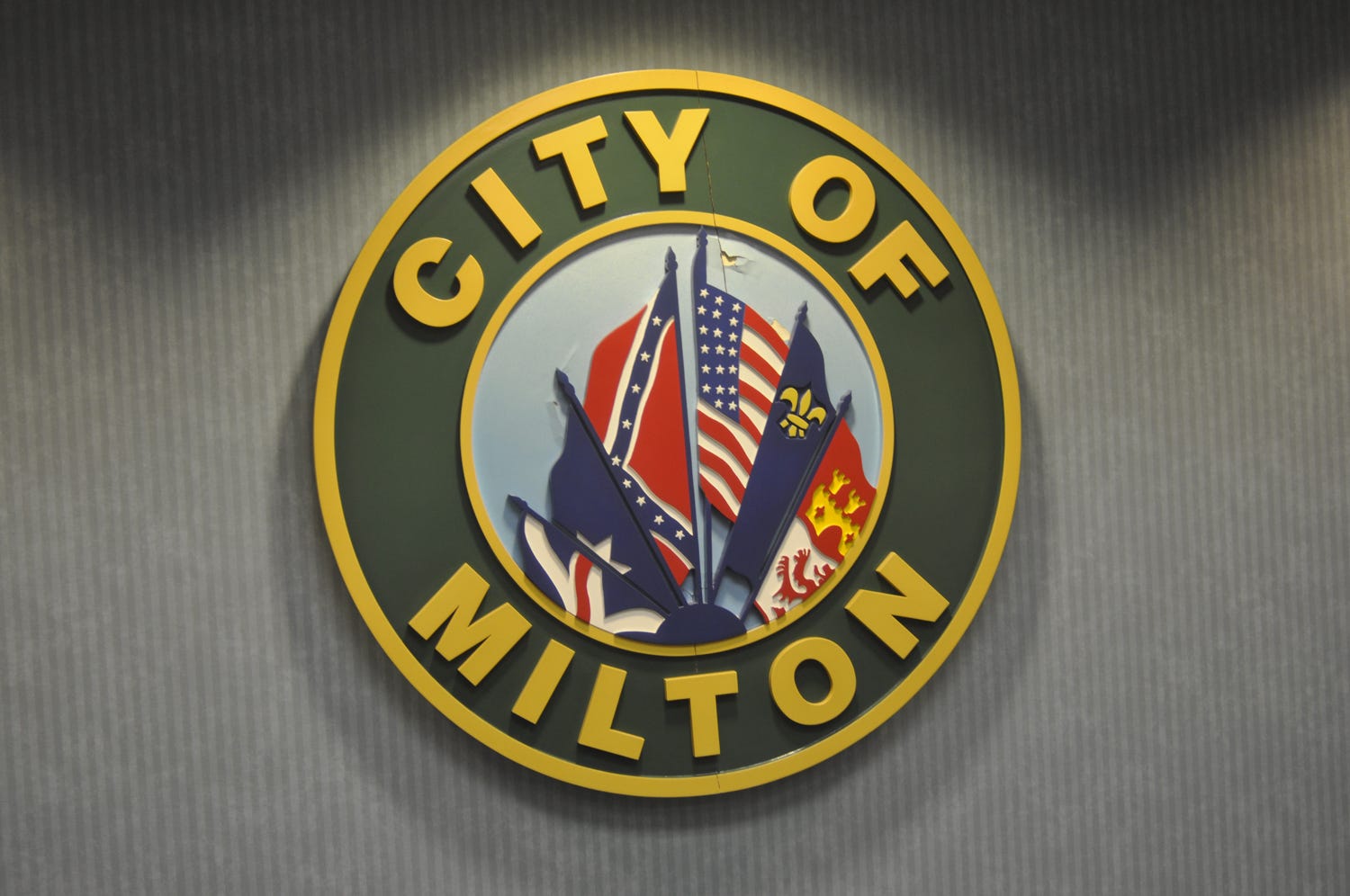 Members of the Milton City Council and Mayor Wesley Meiss shared different views when it came to the Florida Department of Transportation options in order to alleviate traffic congestion along U.S. Highway 90 during Tuesday night’s regular council meeting.