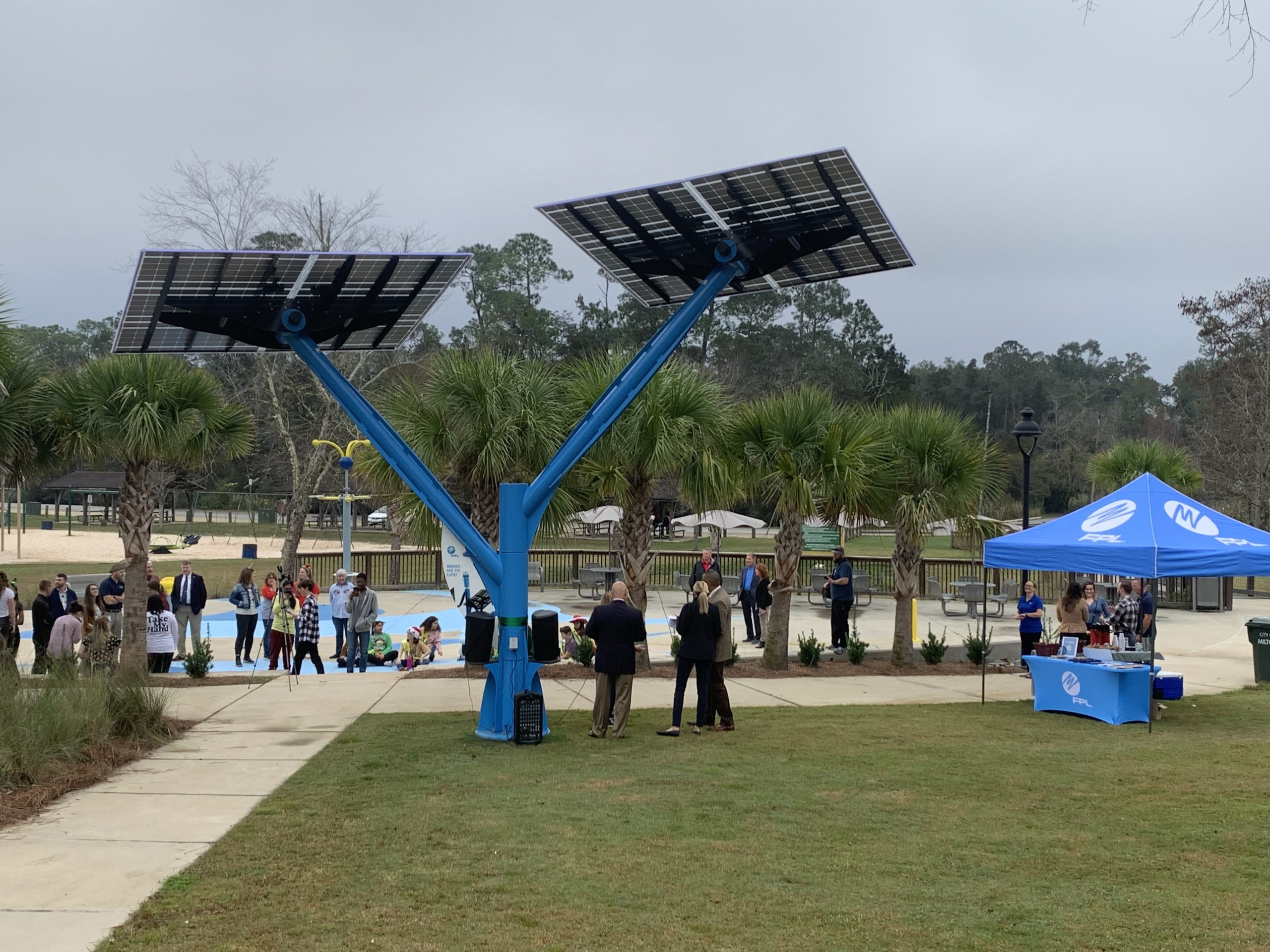 Fpl presents carpenter s park solar tree to city santa rosa press